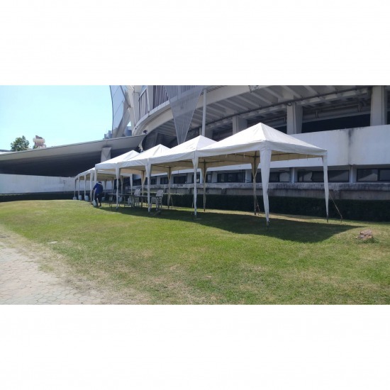 เต็นท์พีระมิดใกล้ฉัน